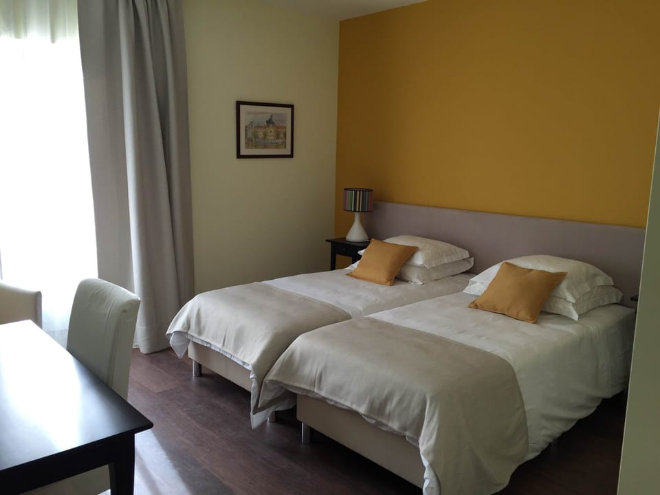 Twin Room | In-room safe, desk, blackout drapes, rollaway beds