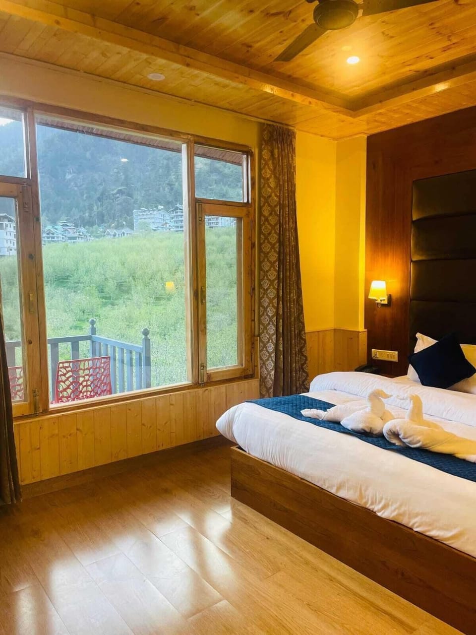 Standard Room | Desk, free WiFi