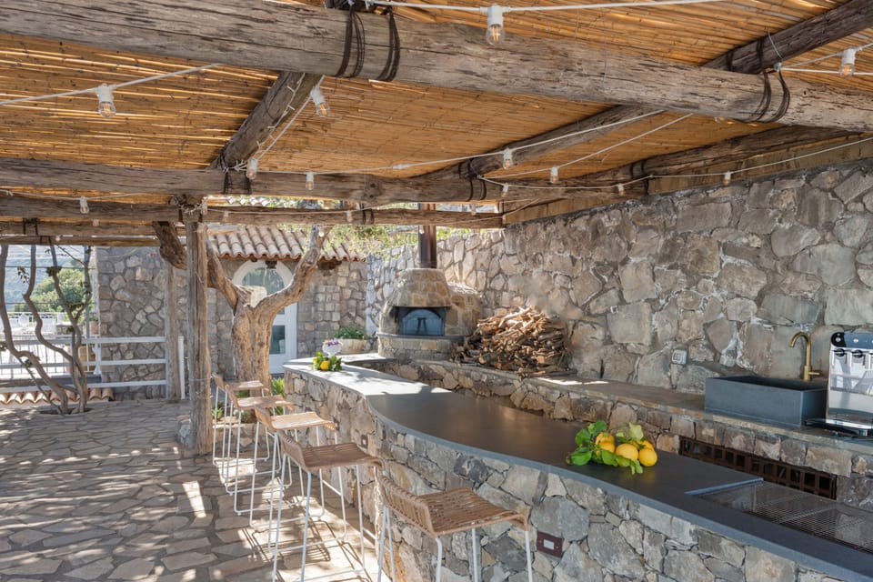 House, Smoking | 4 bedrooms