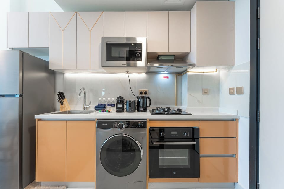 Exclusive Studio, Non Smoking, City View | Private kitchen | Full-size fridge, microwave, oven, stovetop