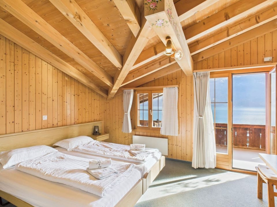Superior Double Room with lake view, balcony Nr. 3 | Free WiFi, bed sheets