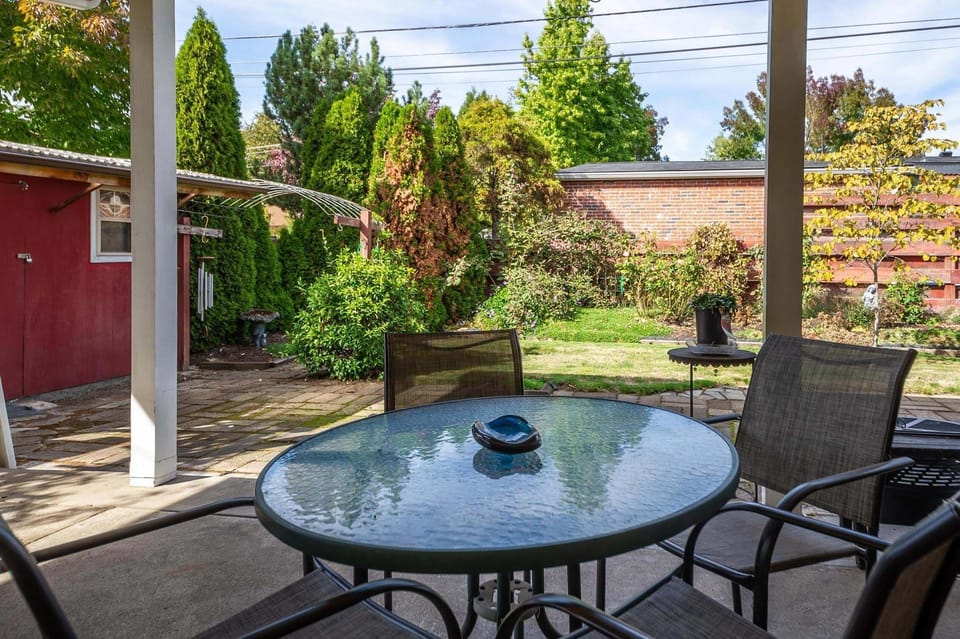 House, 3 Bedrooms | Outdoor dining