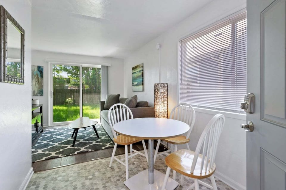 Studio, 1 Bedroom | Interior