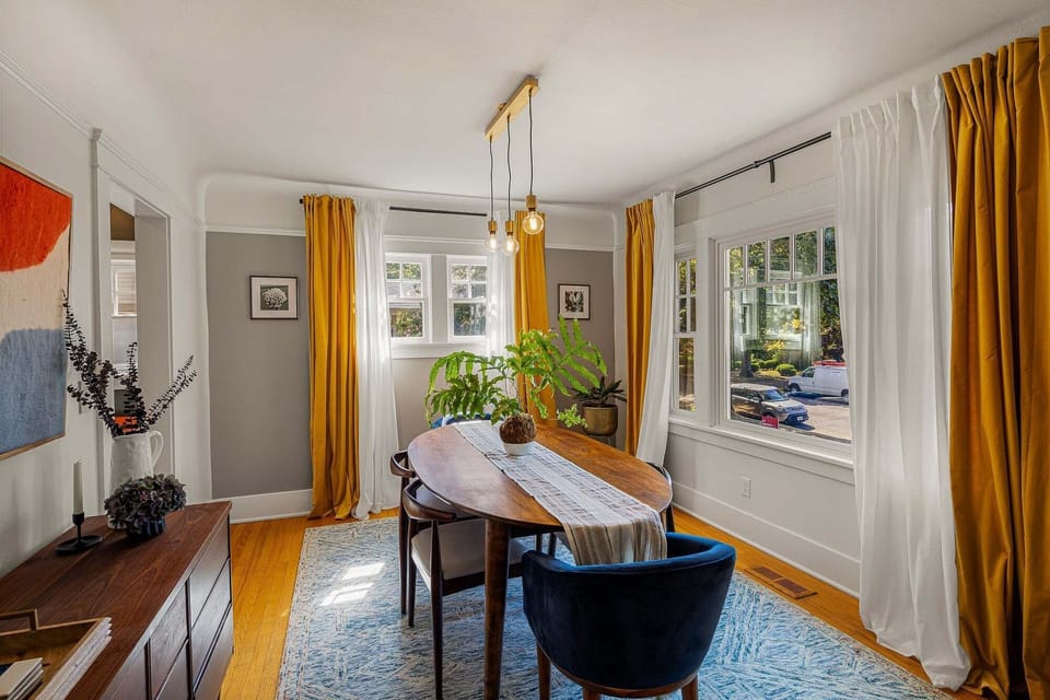 House, 3 Bedrooms | Dining
