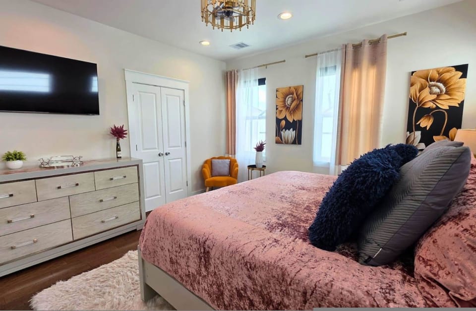 Wonderland 3bd Escape Near Downtown Houston House in Harris County
