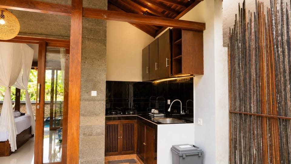 Romantic Villa, Pool View | Private kitchen
