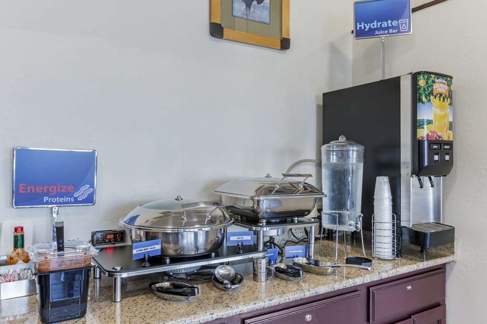 Free daily on-the-go breakfast