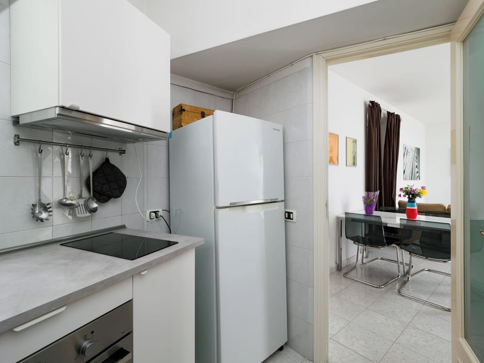 Panoramic Apartment, Balcony, Sea View | Private kitchen | Fridge, microwave, oven, stovetop