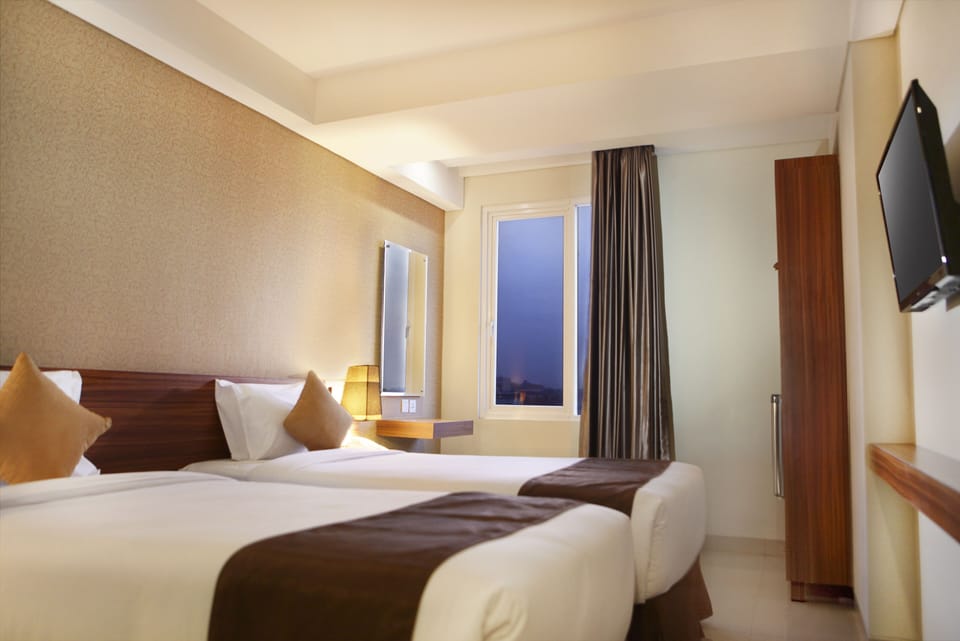 Premium bedding, free WiFi, bed sheets
