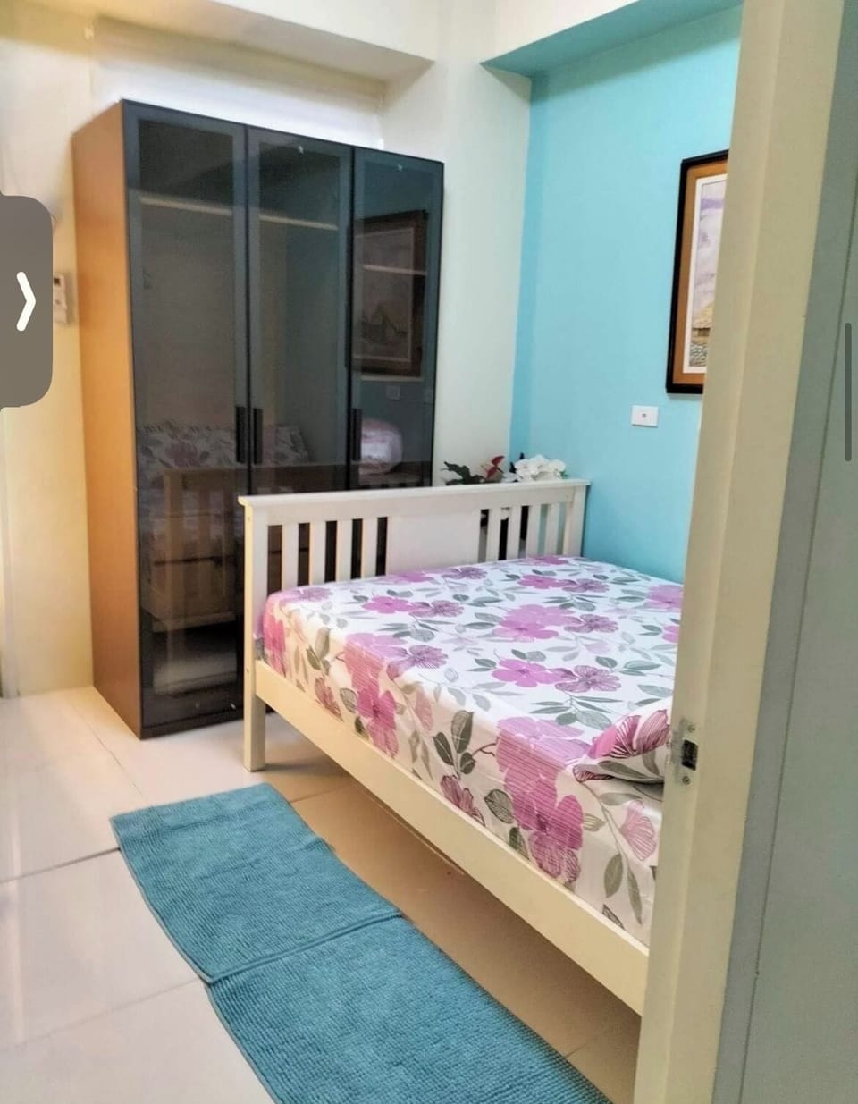 Charming Condo With Private Pool in Las Piñas, Philippines Apartment in Las Pinas