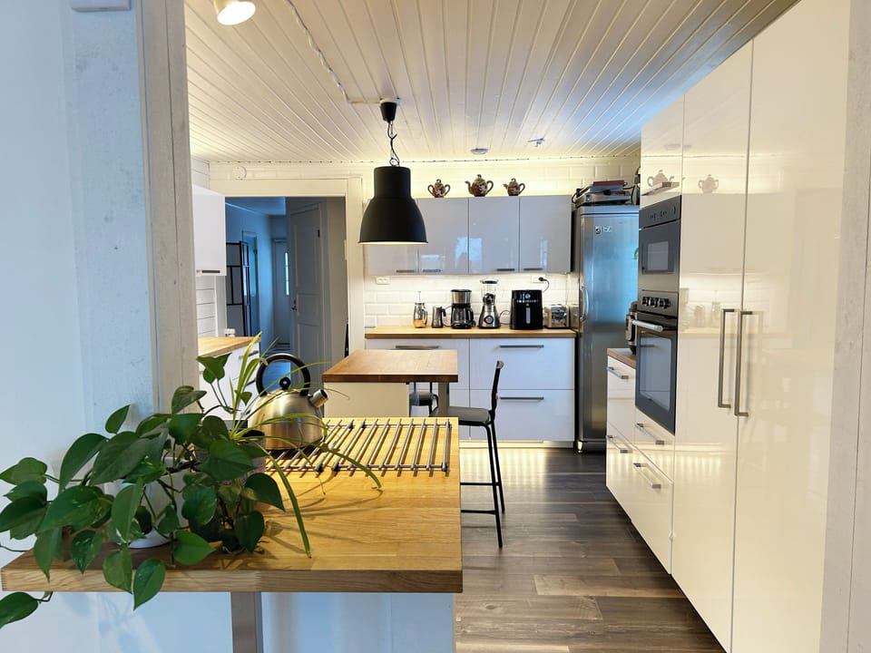 Superior Villa, Sauna, Garden View | Private kitchen | Toaster, highchair