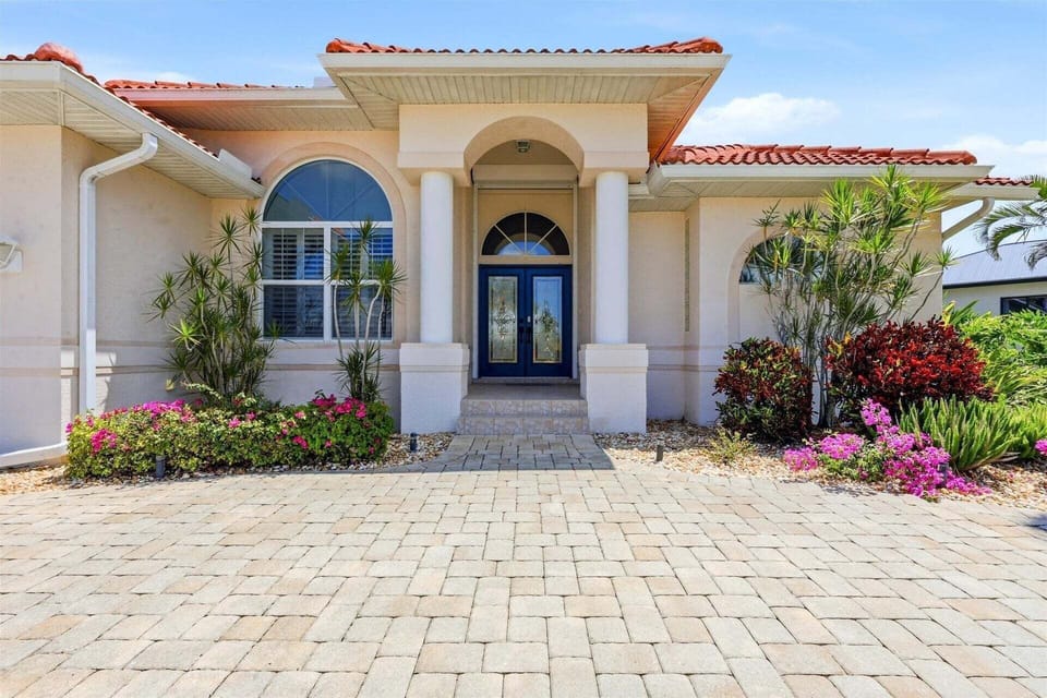 House, 3 Bedrooms | Exterior