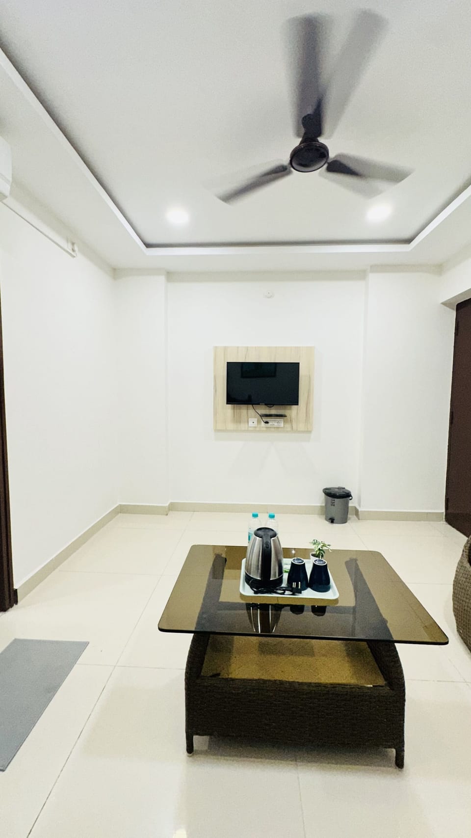 Suite | Interior
