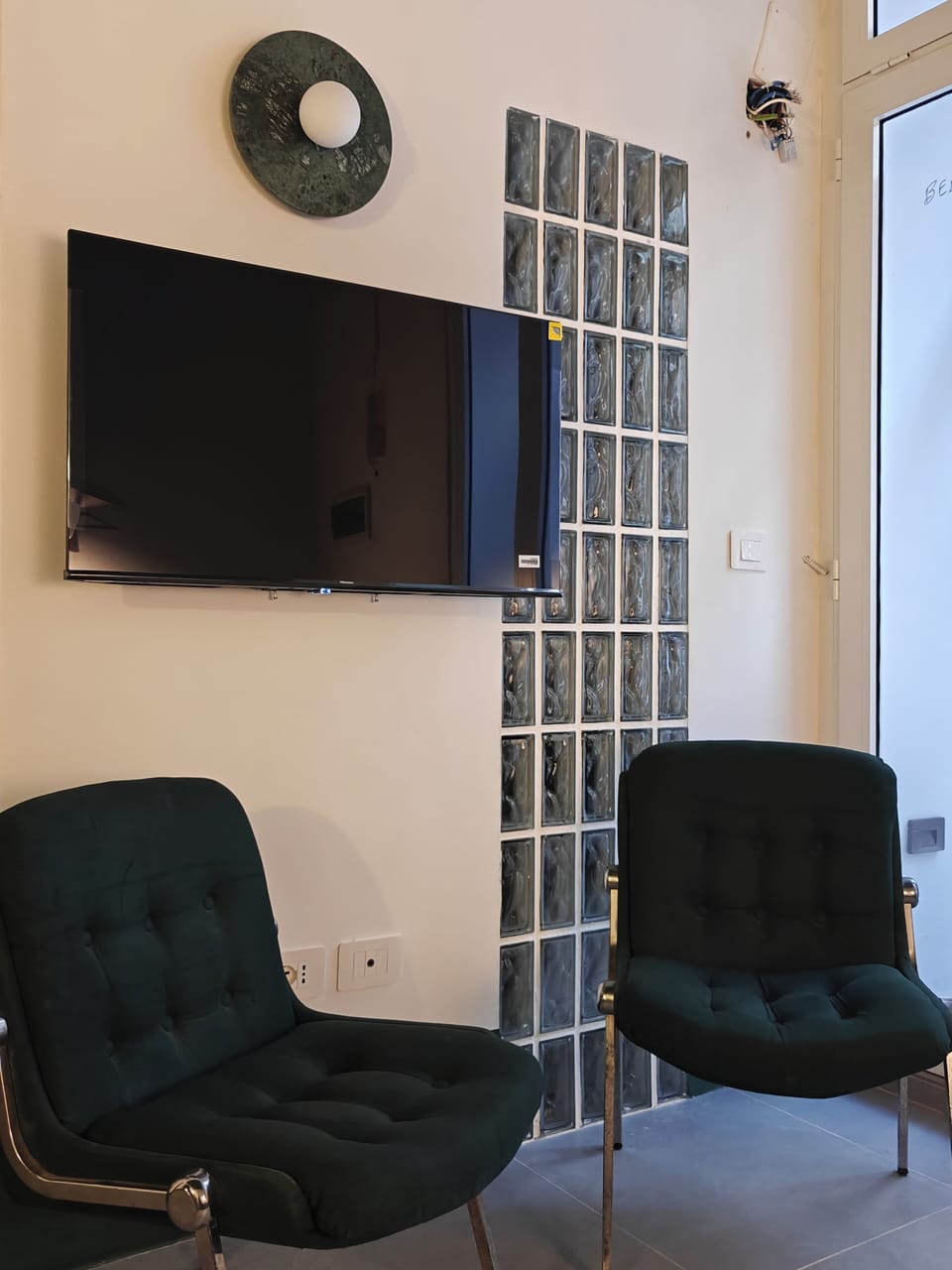 Exclusive Apartment, City View | Interior