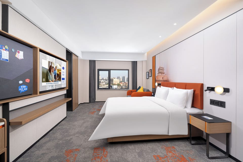 Luxury Double Room, Non Smoking, City View | Desk, laptop workspace, iron/ironing board (on request), WiFi (free)