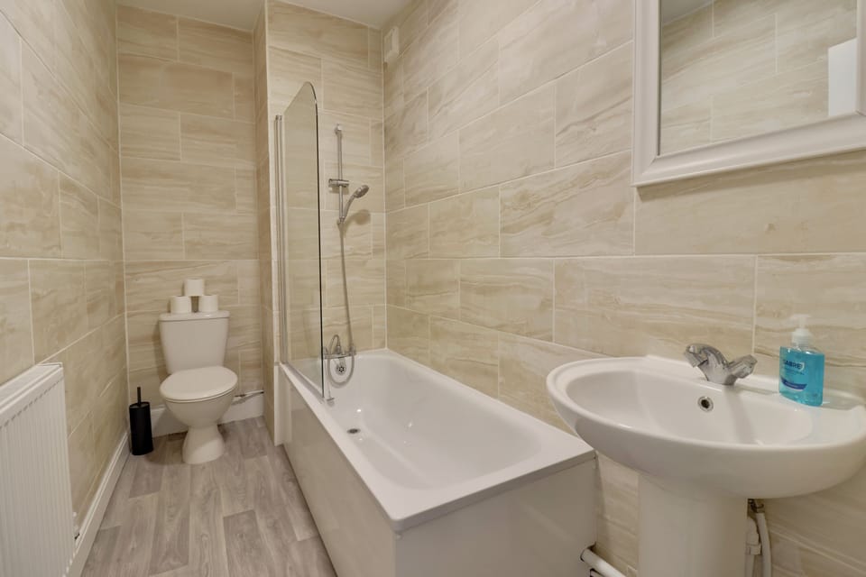 Double Room | Bathroom