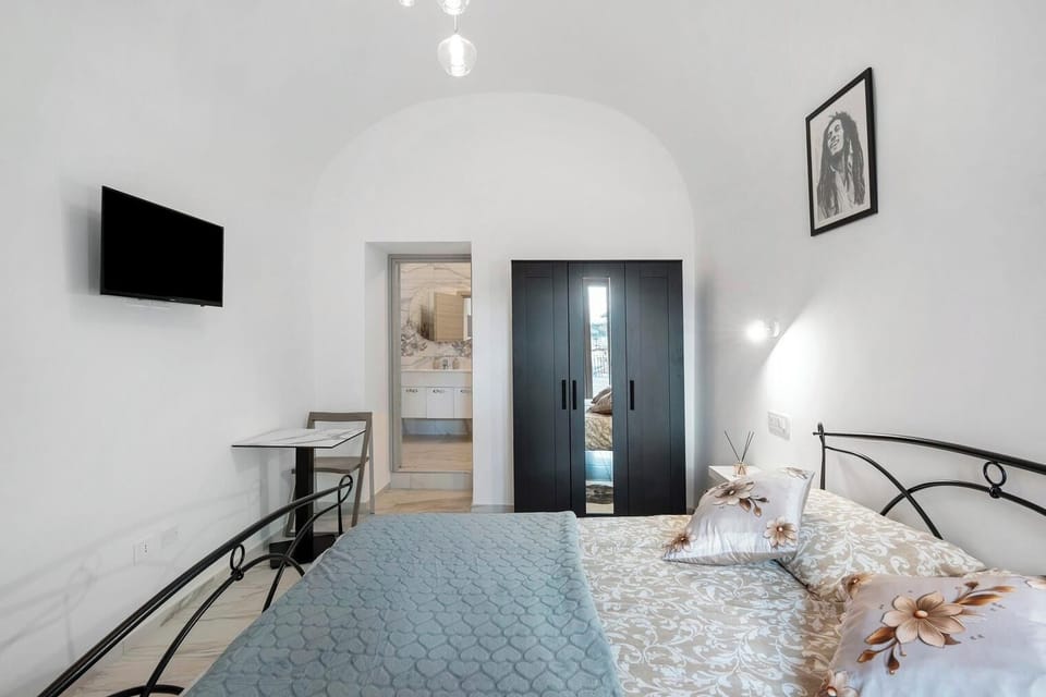 Standard Double Room, 1 Bedroom, Balcony, Garden View | Blackout drapes, soundproofing, iron/ironing board, free WiFi