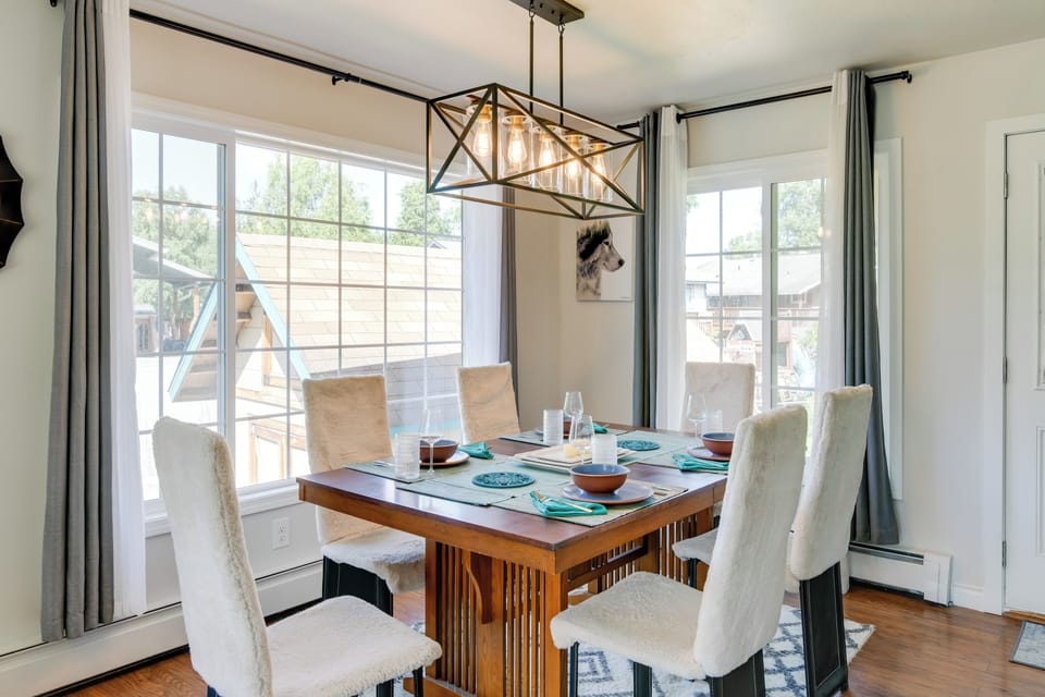 House (4 Bedrooms) | Interior