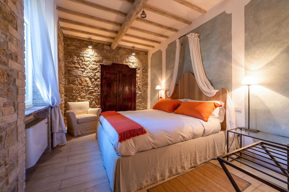 Suite, Ensuite, Courtyard View (Suite 1) | In-room safe, free WiFi
