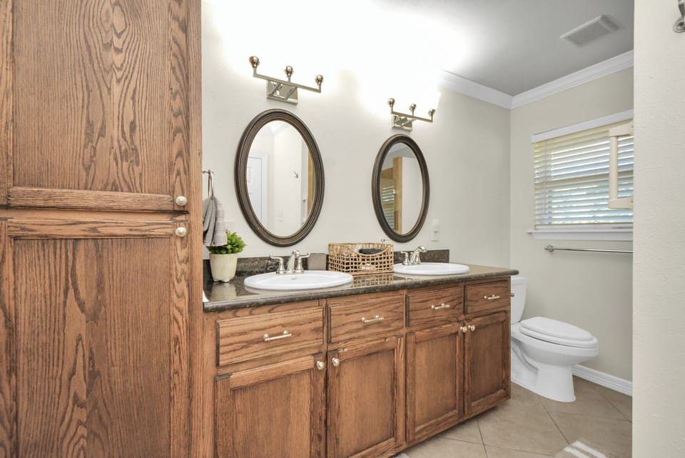 Luxury House, 5 Bedrooms, Non Smoking, Private Pool | Bathroom | Free toiletries, soap, shampoo, toilet paper