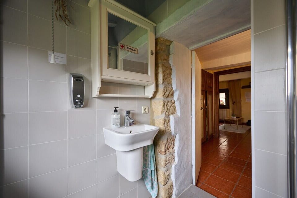 Studio (5 Bedrooms) | Interior