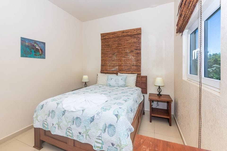 Condo, 3 Bedrooms | 3 bedrooms, free WiFi