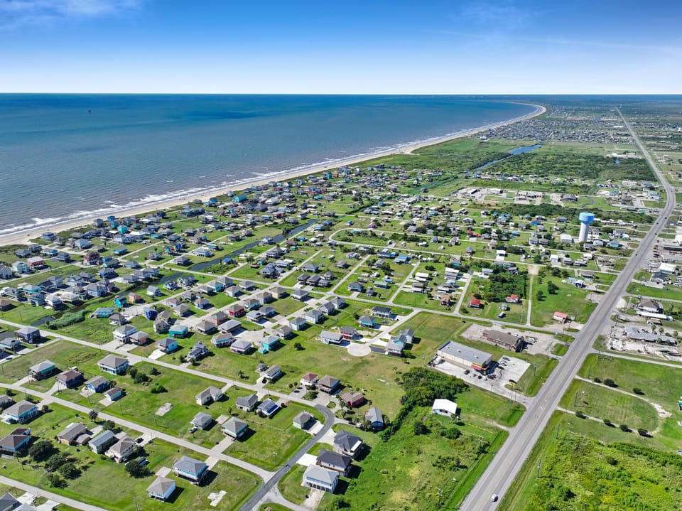 House, 3 Bedrooms | Aerial view
