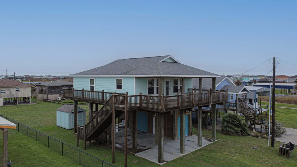 House, 2 Bedrooms | Exterior