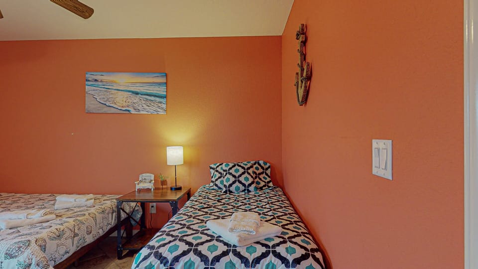 House, 2 Bedrooms | 2 bedrooms, iron/ironing board, WiFi (free)