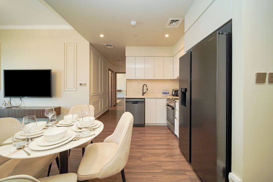 Exclusive Apartment, Non Smoking, City View | Private kitchen | Full-size fridge, microwave, oven, stovetop