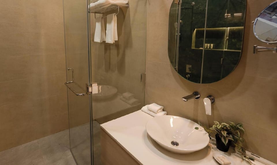 Cottage, Balcony, Garden View | In-room safe, soundproofing, iron/ironing board, free WiFi