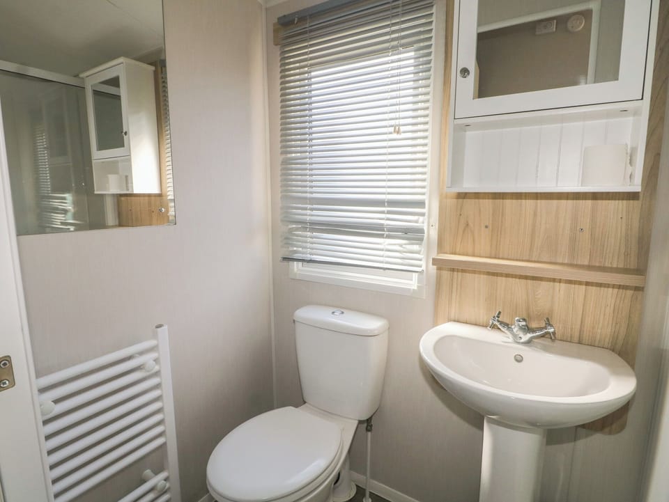 Seaside Retreat Cottage in Selsey