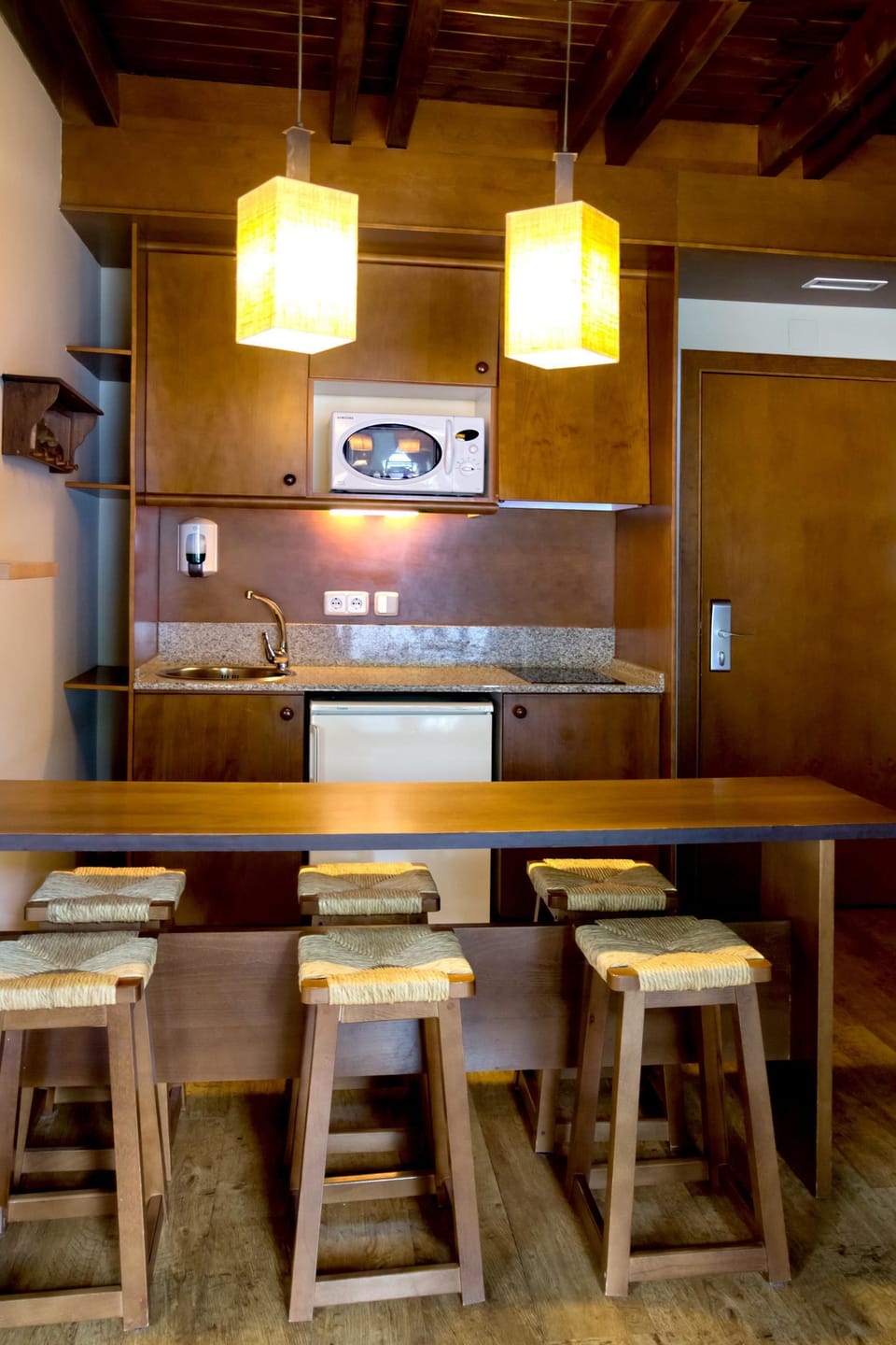 Aparthotel La Vall Blanca Hotel in Vielha