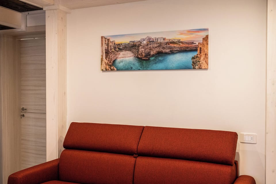 Room | Living area
