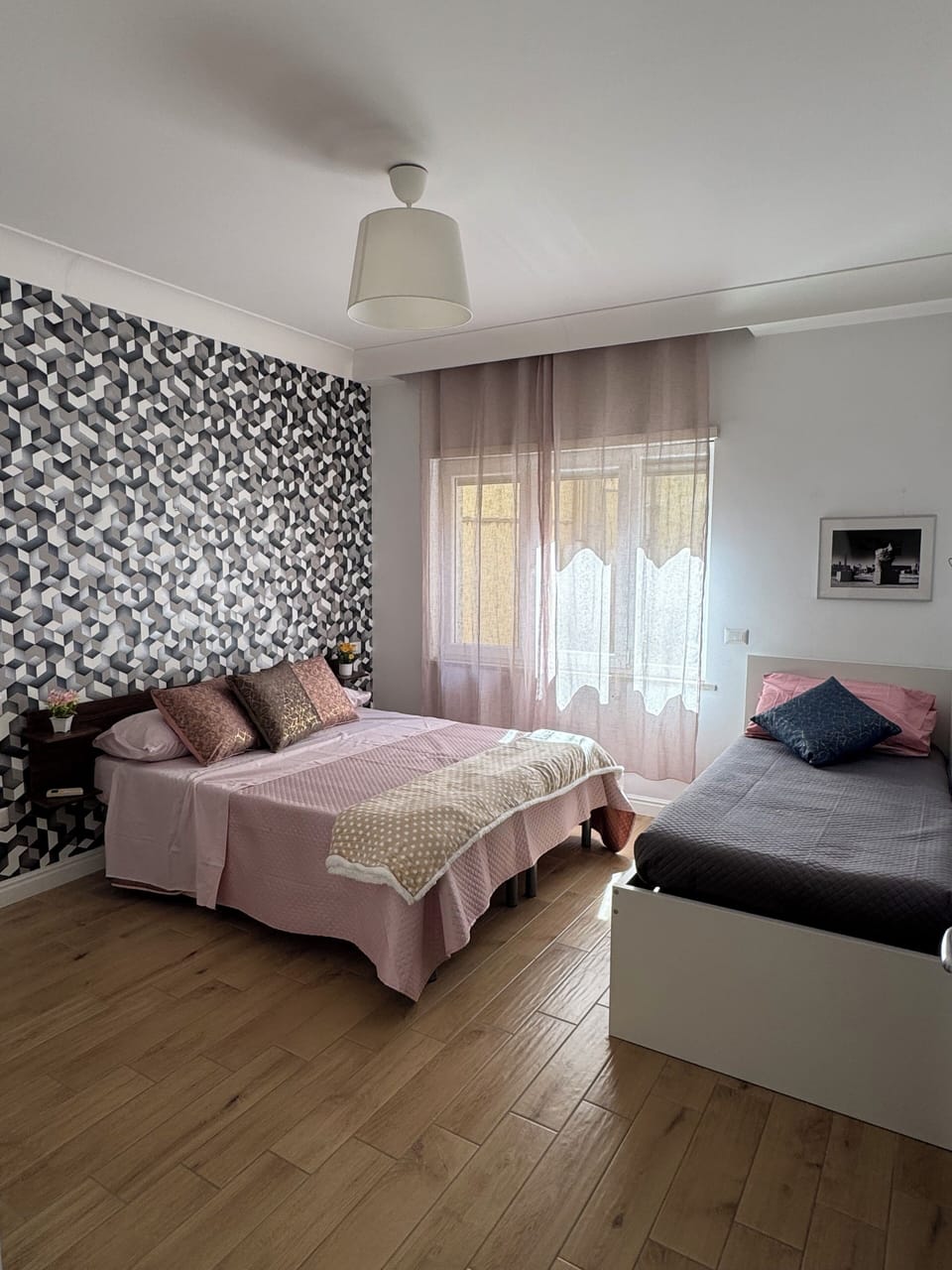 Classic Double Room, City View | Desk, free WiFi