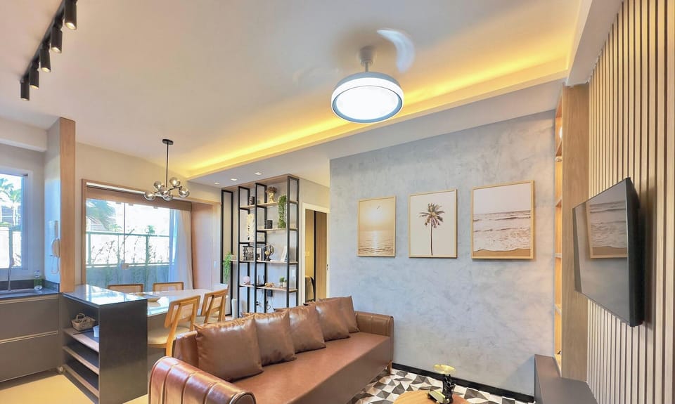 Basic Apartment | Living area | TV