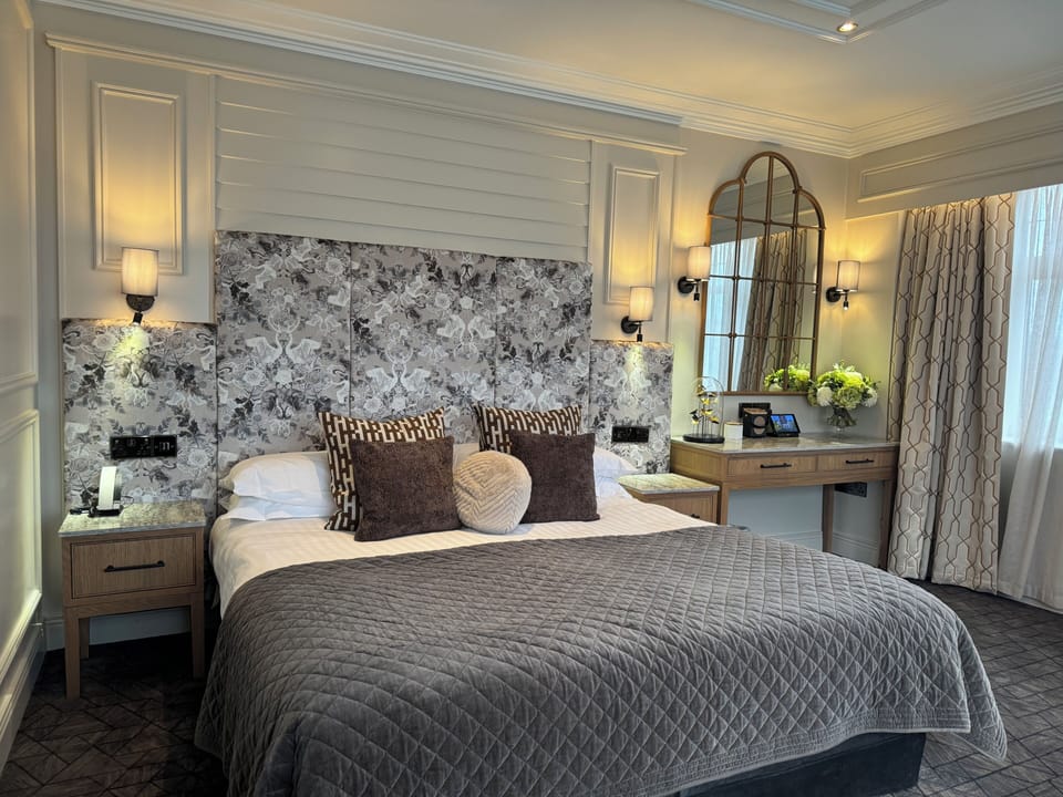 Heritage Double Room | In-room safe, desk, soundproofing, iron/ironing board