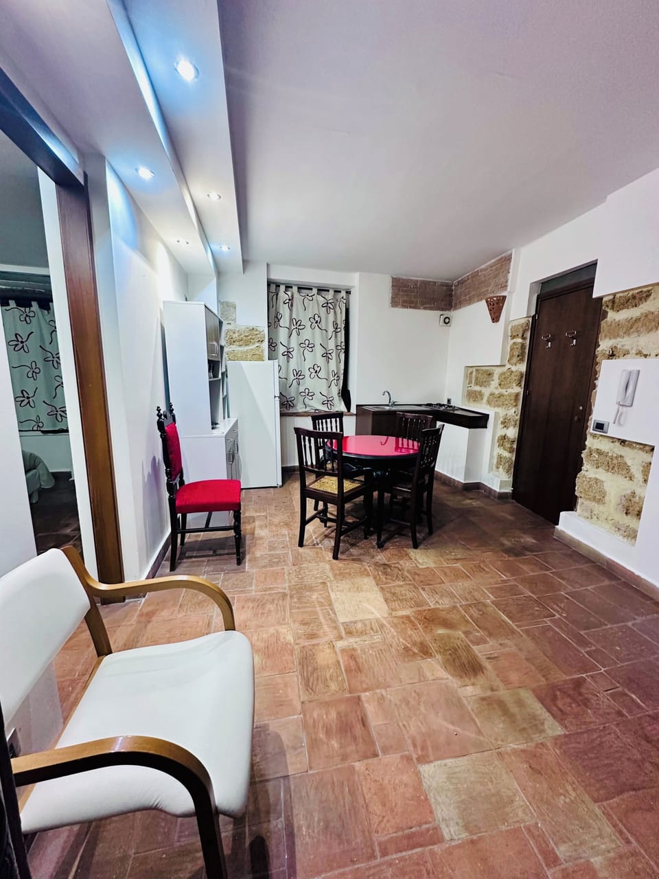 Family Quadruple Room, Private Bathroom | Interior