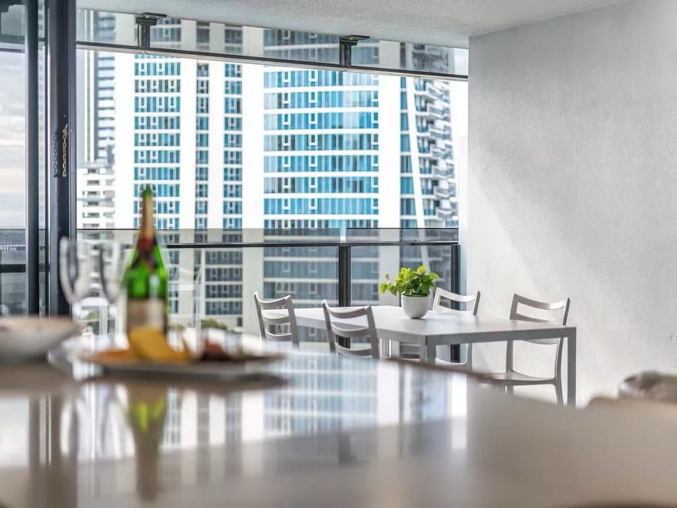 Apartment, 2 Bedrooms, Non Smoking, Balcony | Dining