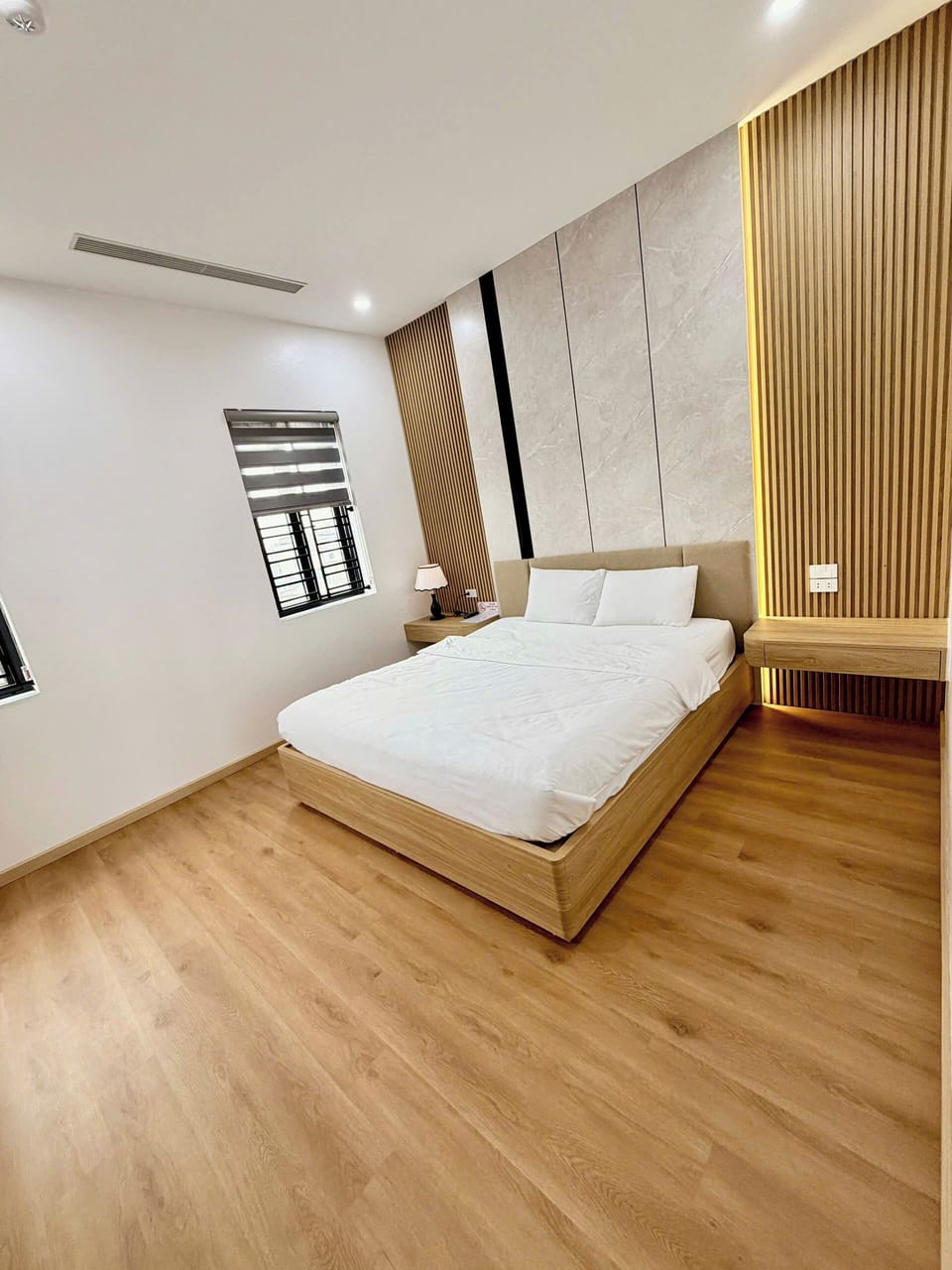 Superior Double Room, City View | Laptop workspace, blackout drapes, soundproofing, iron/ironing board