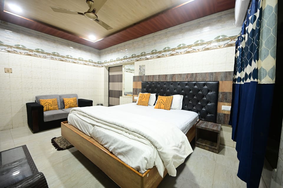 Standard Room | Bed sheets