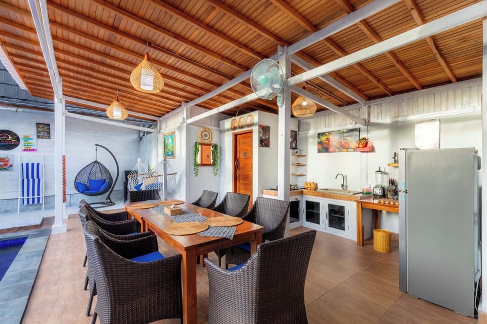 Villa, 2 Bedrooms, Private Pool | Shared kitchen facilities