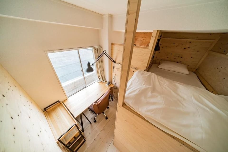 Premium Shared Dormitory, Mixed Dorm, Non Smoking, Ocean View | Free WiFi, bed sheets