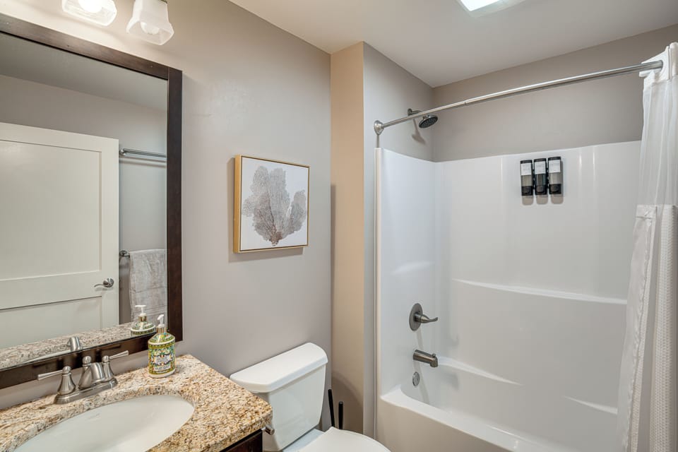 Walkable Lake Escape! Elkhart Lake Condo Apartment in Elkhart Lake
