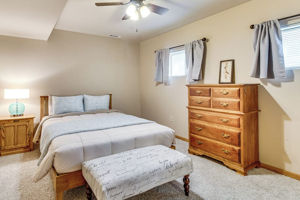 House (2 Bedrooms) | Interior