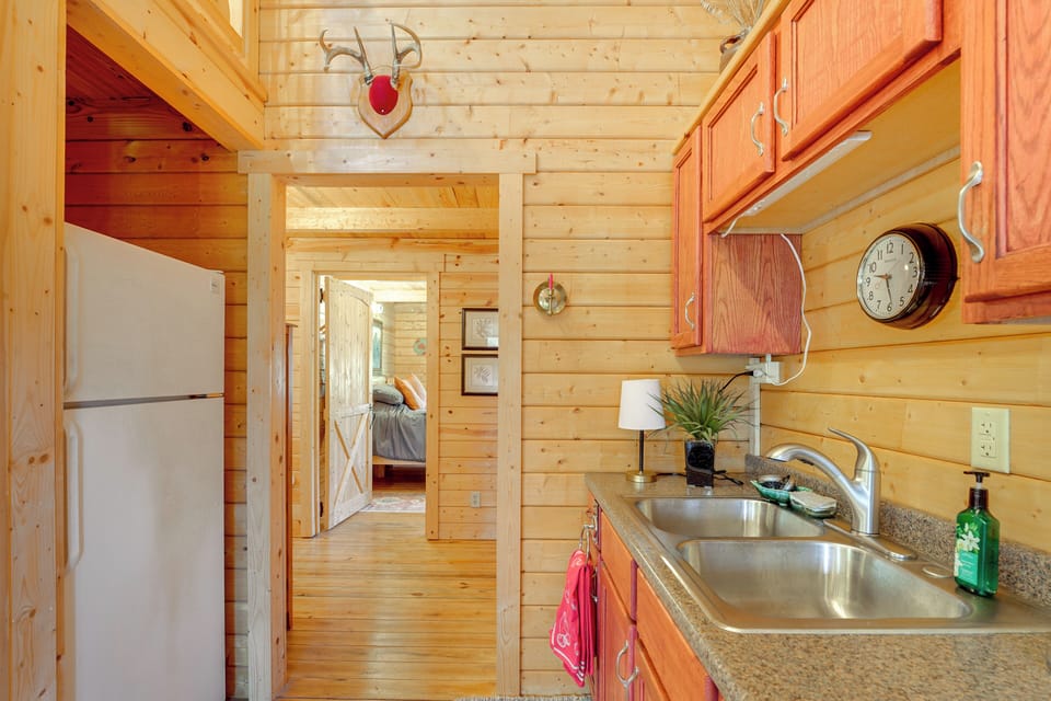 House (3 Bedrooms) | Interior