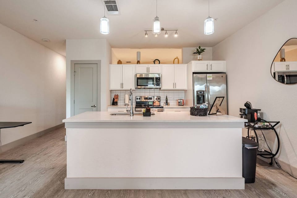 Condo, 1 Bedroom, Accessible, Smoking | Private kitchen