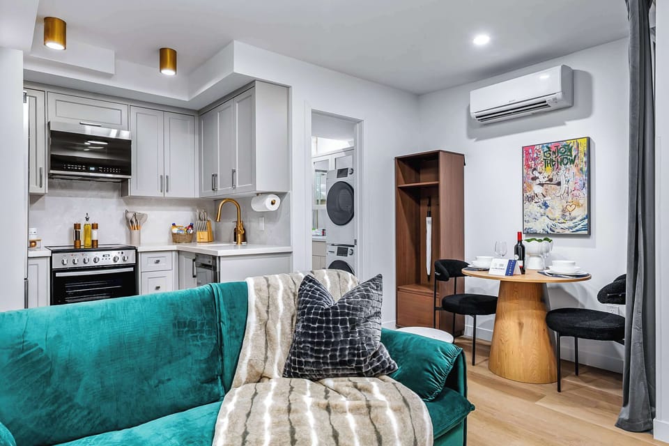 Studio (1 Bedroom) | Interior