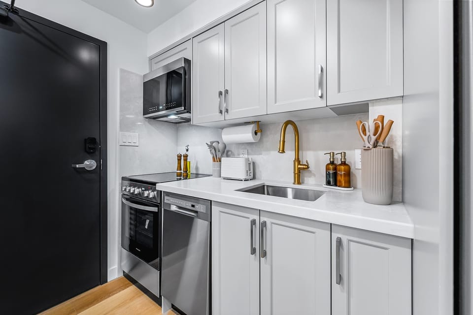 Studio (0 Bedroom) | Interior