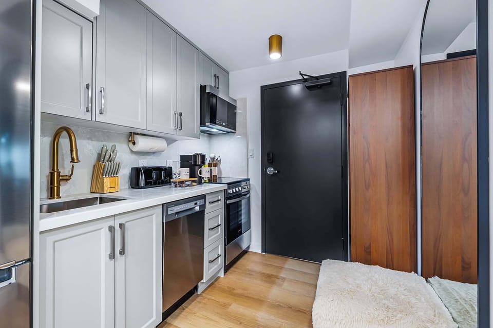 Studio (1 Bedroom) | Interior